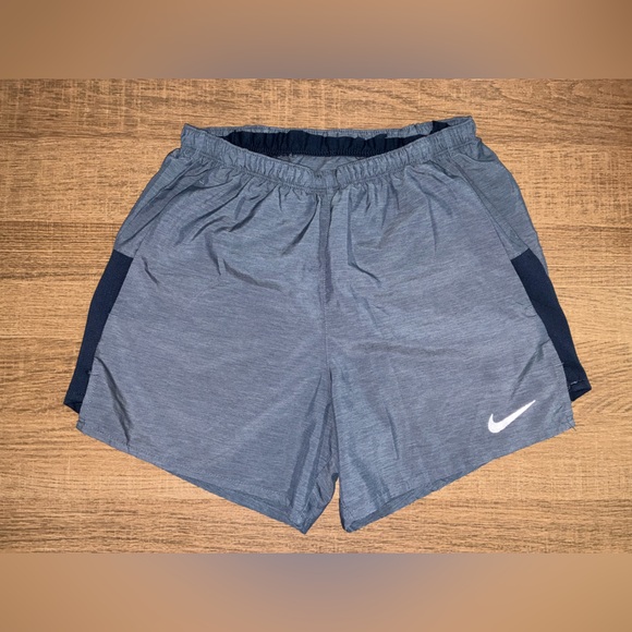 Nike Dri-Fit Running Shorts - Picture 1 of 2